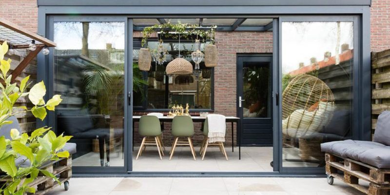 Aluminium overkapping plaatsen